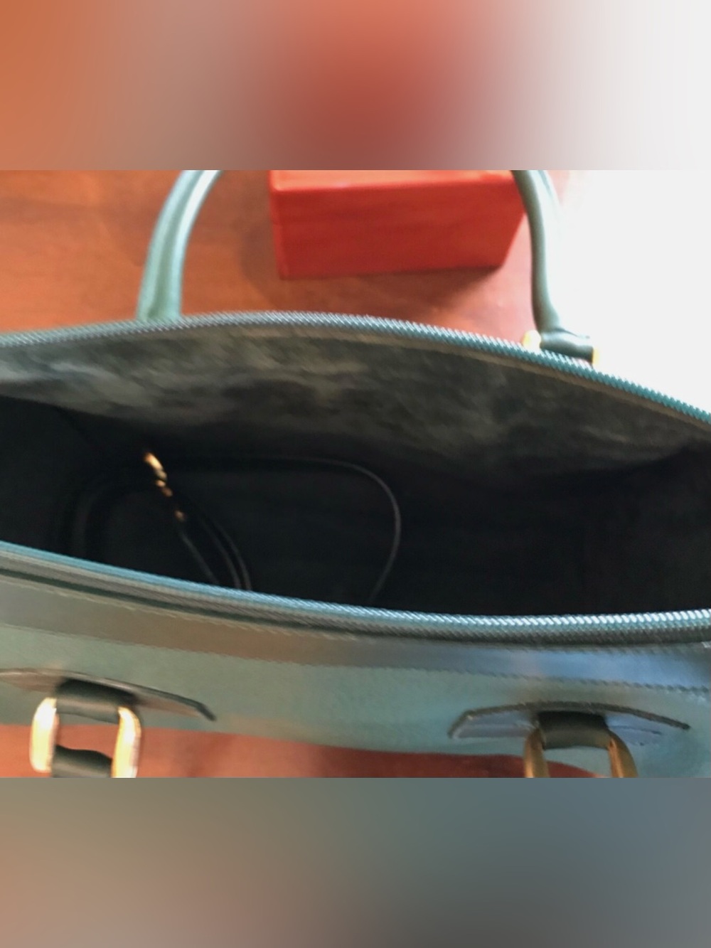 Authentic GUCCI Emerald-Green Color Leather Tote Hand Bag Pre-owned Very Good+ - Picture 10 of 14